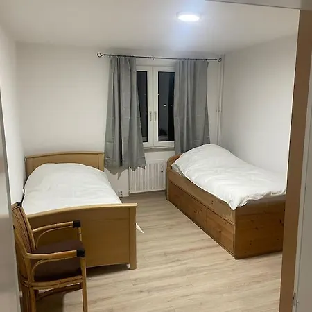 Apartment Grosse Mit Kostenlosen Parkplaetze Avd 2