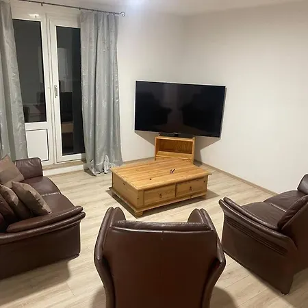 Апартаменты Grosse Mit Kostenlosen Parkplaetze Avd 2